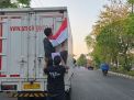 Sangsaka Merah Putih Berkibar Di Mobil Truck Jelang 17 Agustus