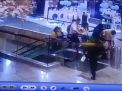 Gegara Rebutan Naik Eskalator Pengunjung Terlibat Baku Hantam di Pakuwon Mall