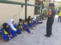 Jalani Tugas Binter, Babinsa Bersama Pelajar SMP olah Fisik