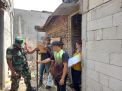 Babinsa Kedamean Dampingi Petugas PTSL Ukur Tanah Warga Binaan