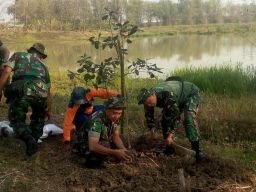 Antisipasi cegah Terjadinya Banjir Kodim 0830 Tanam Pohon