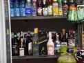 Tak Kantongi Izin Menjual Minuman Beralkohol, Toko Kelontong di Surabaya Dirazia Satpol PP