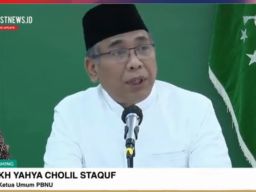Ketua Umum PBNU Minta Khofifah Harus Mundur Dari Ketua umum Muslimat NU