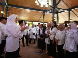 Silaturahmi dengan Seniman dan Budayawan, Bupati Ipuk Ajak Terus Kolaborasi Majukan Seni Budaya Daerah
