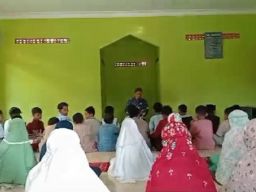 Dalam Kegiatan Pondok Romadhon SD Negeri Campurejo 2, Abdul Majid Lebih Mendalami Keagamaan Untuk Siswa nya.