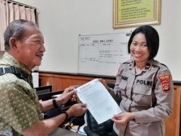 Di Duga Merobek Banner Warga Tabanan Di Panggil Polisi, Kuasa Hukum Minta Restorative Justice