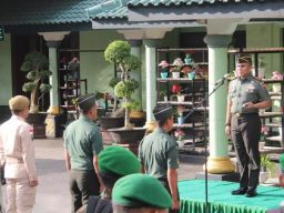 Upacara 17-an 2024, Dandim 0808/ Blitar Bacakan Amanat Panglima TNI