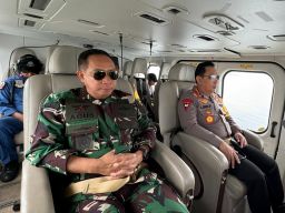 Kapolri-Panglima TNI Patroli Udara Cek Kesiapan Mudik di Pelabuhan Gilimanuk