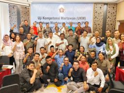 Sertifikasi UKW  Bukan Alat Kenaikan Kelas Tetapi Sebuah Kompetensi Etika dan Moral 