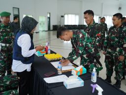 Dalam Rangka Sosialisasi P4GN Prajurit dan PNS Korem 084/BJ Dapatkan Wawasan Bahaya Narkoba