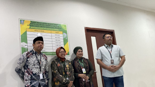 Risma-Gus Hans dan Luluk-Lukman Jalani Tes Kesehatan Syarat Pilkada Gubernur Jawa Timur 2024