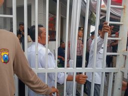 Sangat Disayangkan, KPU Sidoarjo Seakan Mengahalangi Kinerja Wartawan