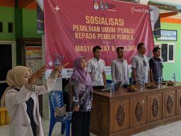 Bersinergi KPUD dan HMI Bojonegoro Sosialisasikan, "Ayo ke TPS Tanggal 27 November"