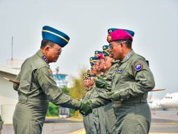 11 Pati TNl AL Terima Brevet Kehormatan Penerbangan TNl Angkatan Laut