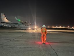 Skuadron Udara 800 Wing Udara 2 Asah Kemampuan Terbang Malam dan Convercy Training