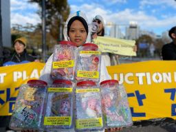 Bahaya Mikroplastik Mengancam Kehidupan Manusia