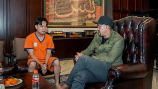 Ahmad Sahroni Anggota DPR RI Saat Menemui Ivan Sugianto di Polrestabes Surabaya