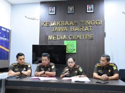 Peringati Hari Anti Korupsi Sedunia, Kajati Gelar Konpers Capaian Kinerja Bidang Tindak Pidana Se-jabar