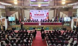 Tercatat 872 Mahasiswa di Wisuda, Unsika Ukir Sejarah Baru