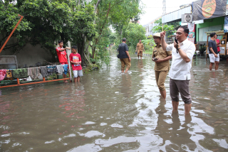 Pemkot Surabaya Siapkan Solusi Drainase Baru Atasi Banjir Gunung Anyar