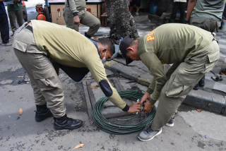 Pemkot Surabaya Tertibkan Jaringan Kabel Utilitas Tak Berizin 