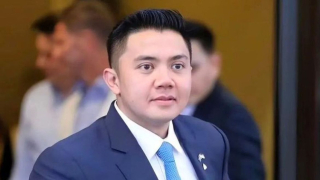 Pertanyakan Letkol Teddy Belum Mundur Dari TNI, Komisi I Fraksi PDI-P: Hanya Menjelaskan Aturannya