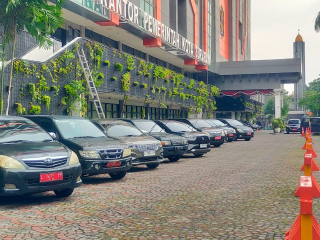 Larangan Mobil Dinas di pakai Mudik dan Lebaran Idulfitri 2025, Pemkot Surabaya Terbitkan SE