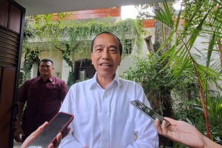 Keaslian Ijazah Jokowi Bisa di Lihat Besok, Masa Bergerak Mendatangi UGM