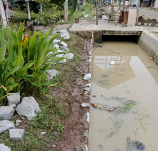 Dana Desa Alokasi Fisik di Dusun Lobang Desa Sukajaya Diduga Dikerjakan Asal Jadi