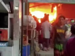 Anak Main Lilin, Toko Kebakaran di Bojonegoro
