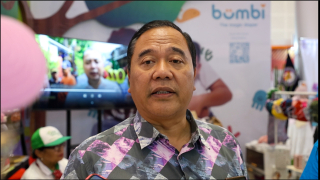 Diduga Karena Limbah Cat, DLH Surabaya Lakukan Penyelidikan Sungai Jatipurwo