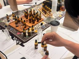 Somerset Berlian Jakarta Gelar Perfume Making Workshop Bersama Artisan Lokal LAWASAN