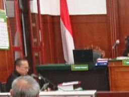 Sidang Kasus Sianida ini Keterangan Saksi Ahli Dan Ketua Perhimpunan Dosen Ilmu Hukum Pidana Indonesia