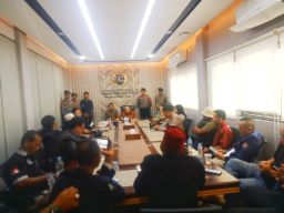 Suasana Menegang di BPN Karawang, Warga Poponcol Tuntut Keadilan Tanah Turun-Temurun