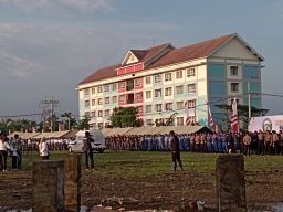 Gerakan Indonesia ASRI, Gabungan Elemen Bersatu Bersihkan Pantai Tambak Wedi Surabaya