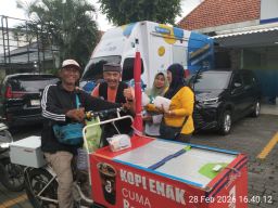 Aksi Sosial Baksos’e Suroboyo kembali diGelas sebanyak 500 Paket Takjil Guna Wujudkan Semangat Berbagi Ramadhan 1447 H.