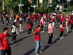 Bakesbangpol dan Satpol PP Surabaya Gelar Senam Bersama, Warga Harapkan Digelar Rutin