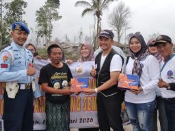 Aksi Nyata Baksos'e Surabaya, Garda Pangan, SUP Kota Surabaya Bersama TNI AU Wingdik 700/Hanud SBY