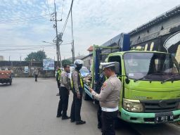 Hanya 1 Jam, Polres Pelabuhan Tanjungperak Amankan Truk Curian Asal Mojokerto