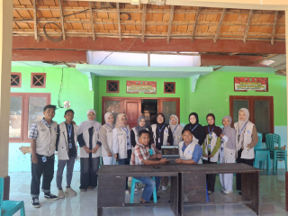Mahasiswa KKN Universitas Trunojoyo Madura Luncurkan Website Resmi Desa Guluk Manjung