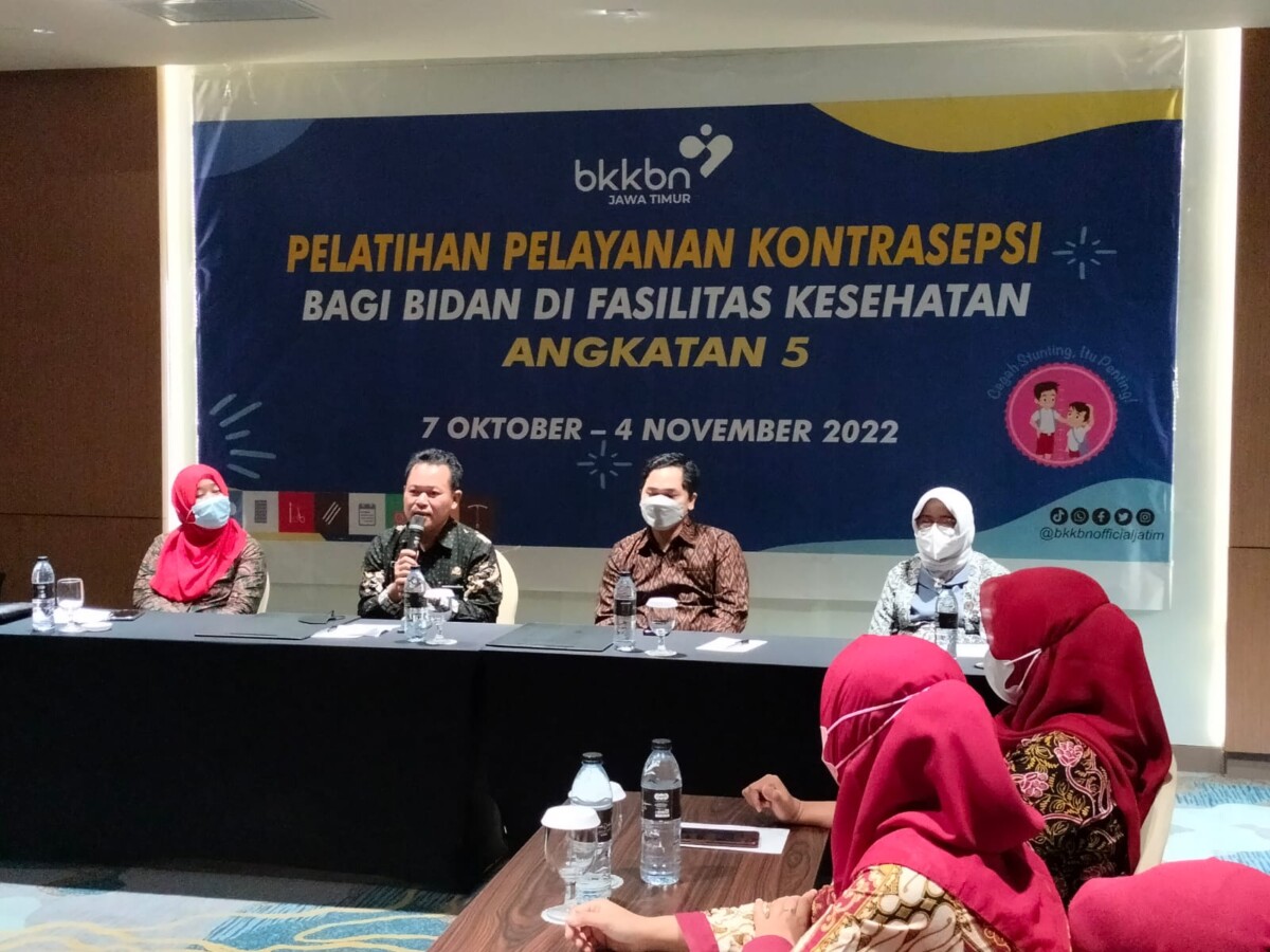 BKKBN Latih 100 Bidan Pelayanan KB Implan dan IUD