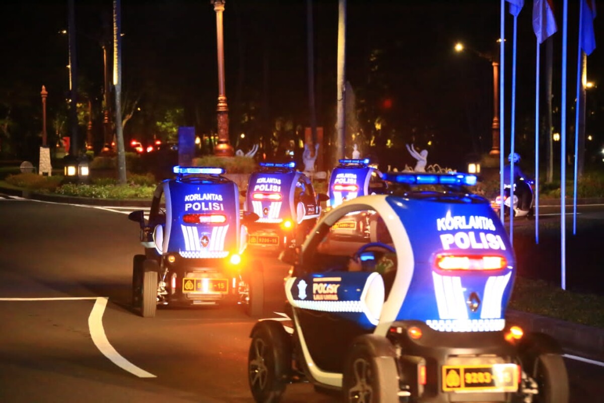 Patroli Gunakan Kendaraan Listrik, Polwan dan Kowad Bersinergi Jaga Keamanan Penyelenggaraan KTT G20