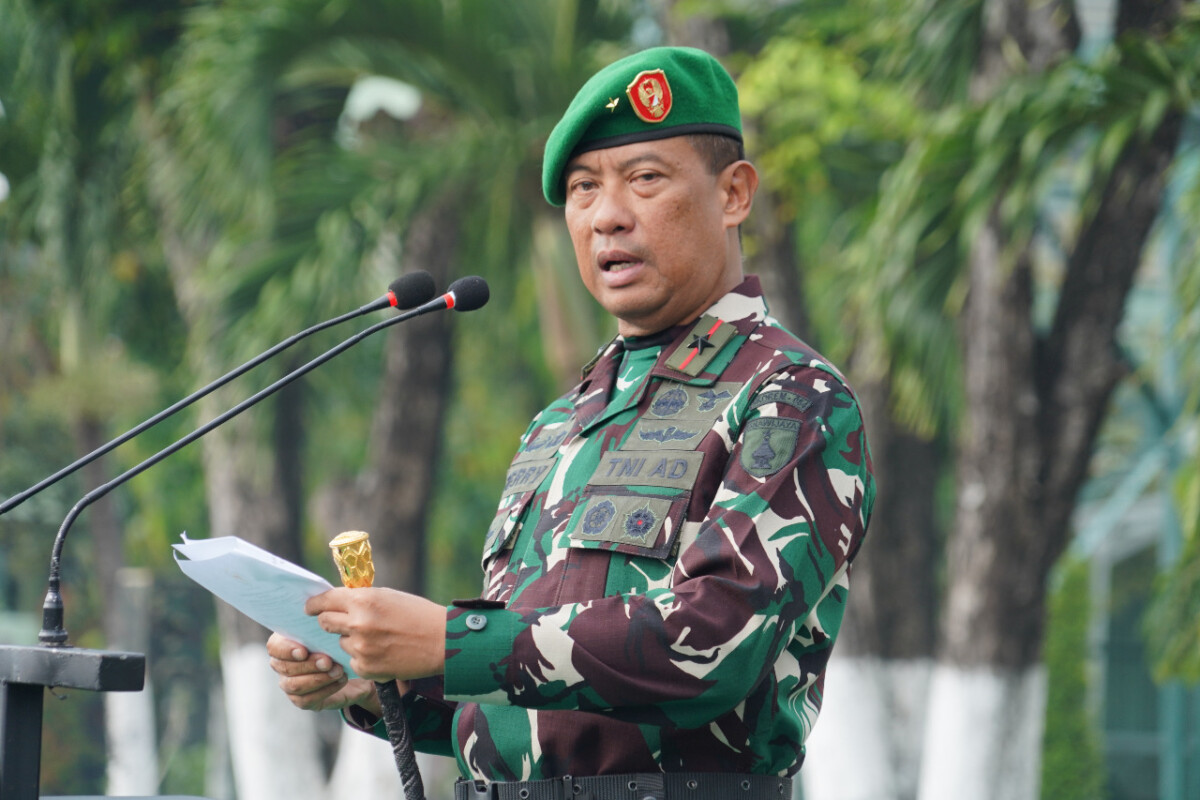 Amanat KASAD dibacakan oleh Danrem 084/BJ pada Upacara Bendera