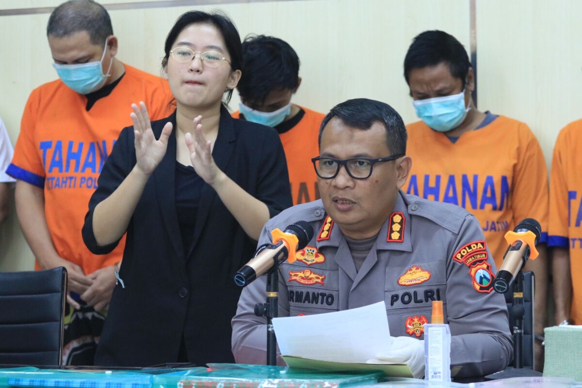 Polda Jatim Berhasil Ungkap Perdagangan Wanita, 5 Tersangka Diamankan