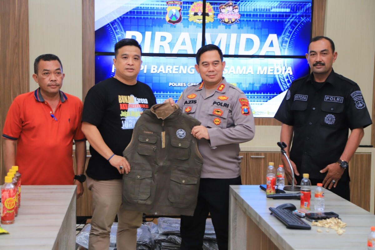 Wujud Sinergitas Dengan Awak Media, Kapolres Gresik Gelar Piramida bersama GOP