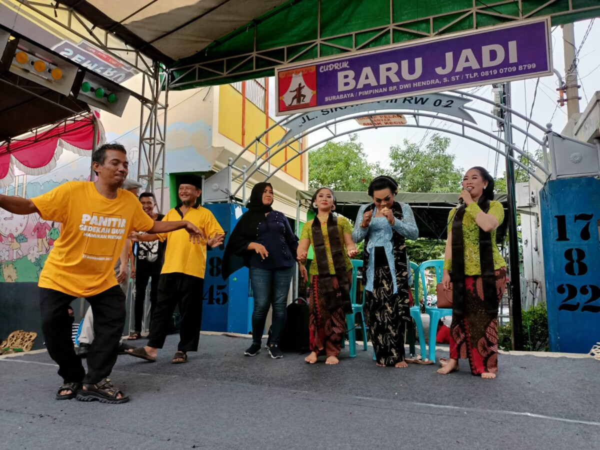 Ludruk Baru Jadi dan Jaranan, Meriahkan Puncak Acara Sedekah Bumi Manukan Wetan 