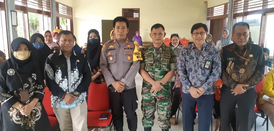 Bersama Empat Pilar, Danramil Krembangan Melaksanakan Kegiatan Rembuk Stunting
