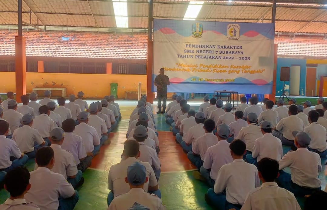 Pelatihan PBB Oleh Babinsa, Membentuk Mental dan Karakter Siswa