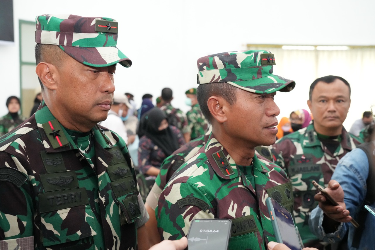 Pangdam V/Brawijaya Meninjau Baksos Yang Digelar Oleh Korem 084/BJ