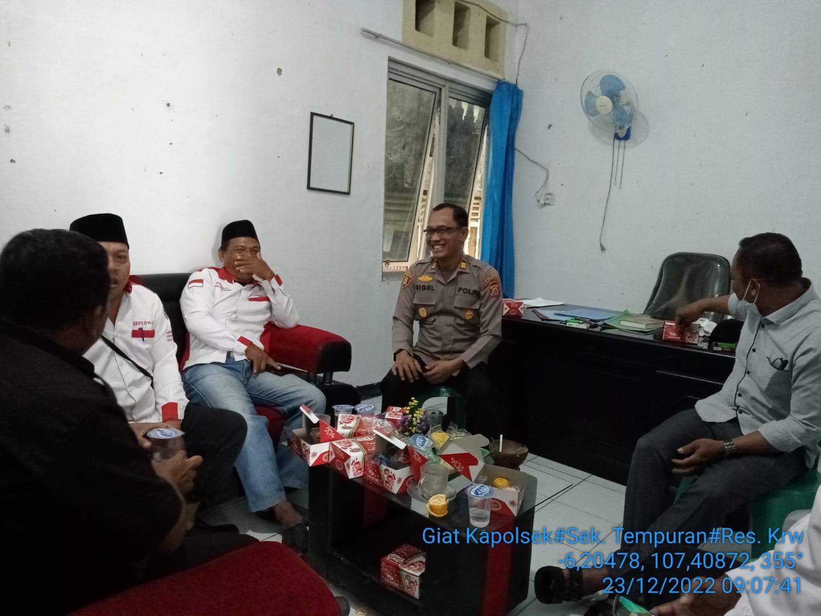 Kapolsek Tempuran Polres Karawang Silaturahmi Dan Sambangi Tokoh Formal/Informal Untuk Tercipta Kondusifitas Wilayah Hukum Polsek Tempuran